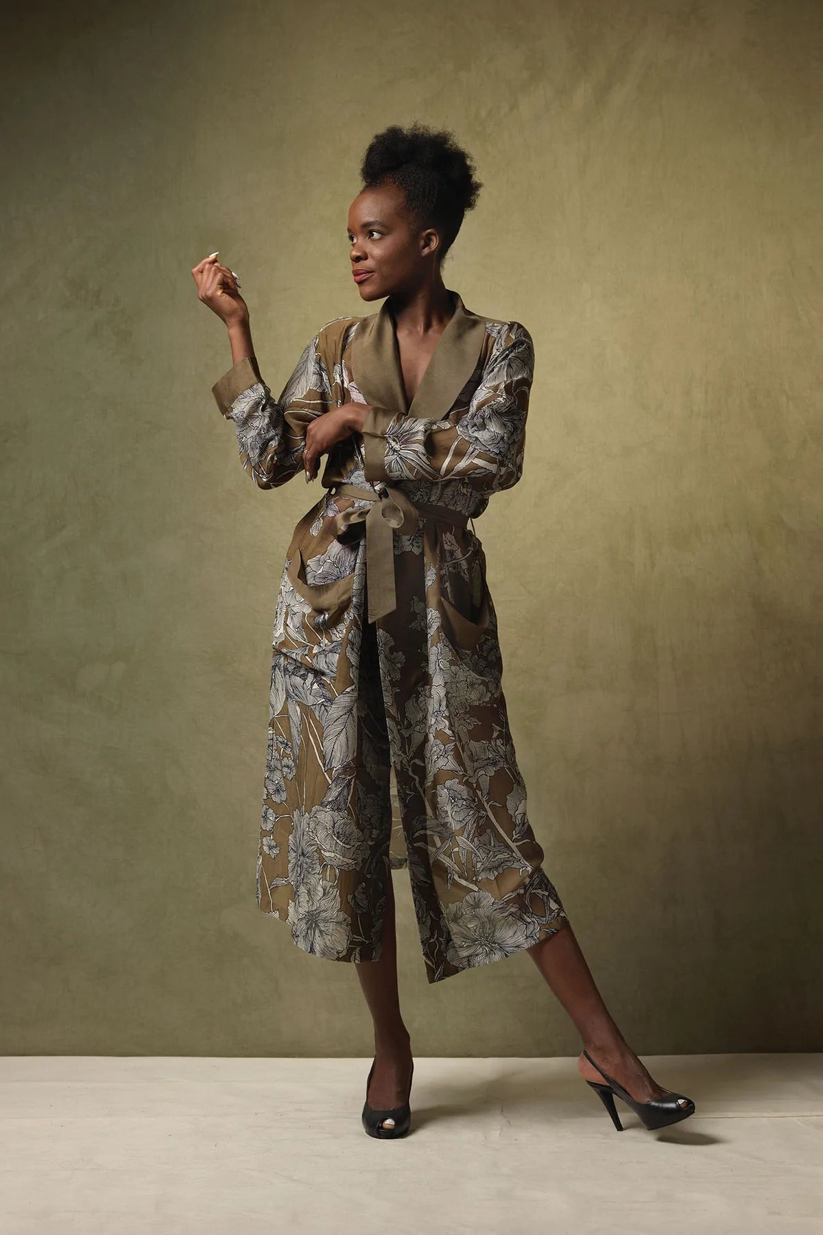 One Hundred Stars Kew Etched Floral Gown