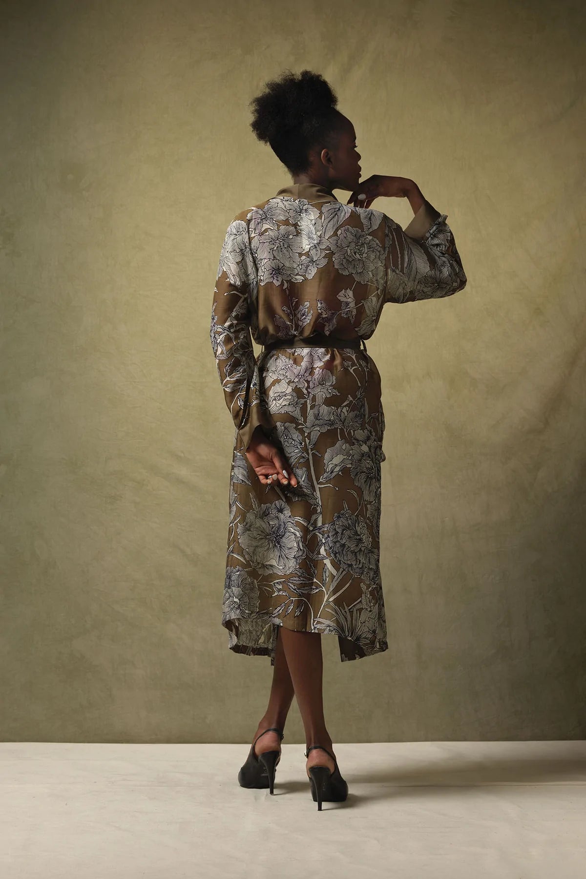 One Hundred Stars Kew Etched Floral Gown